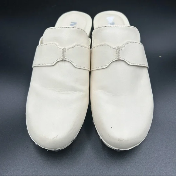MIA ‎ Cream Clogs Sz 6.5 - Picture 2 of 9